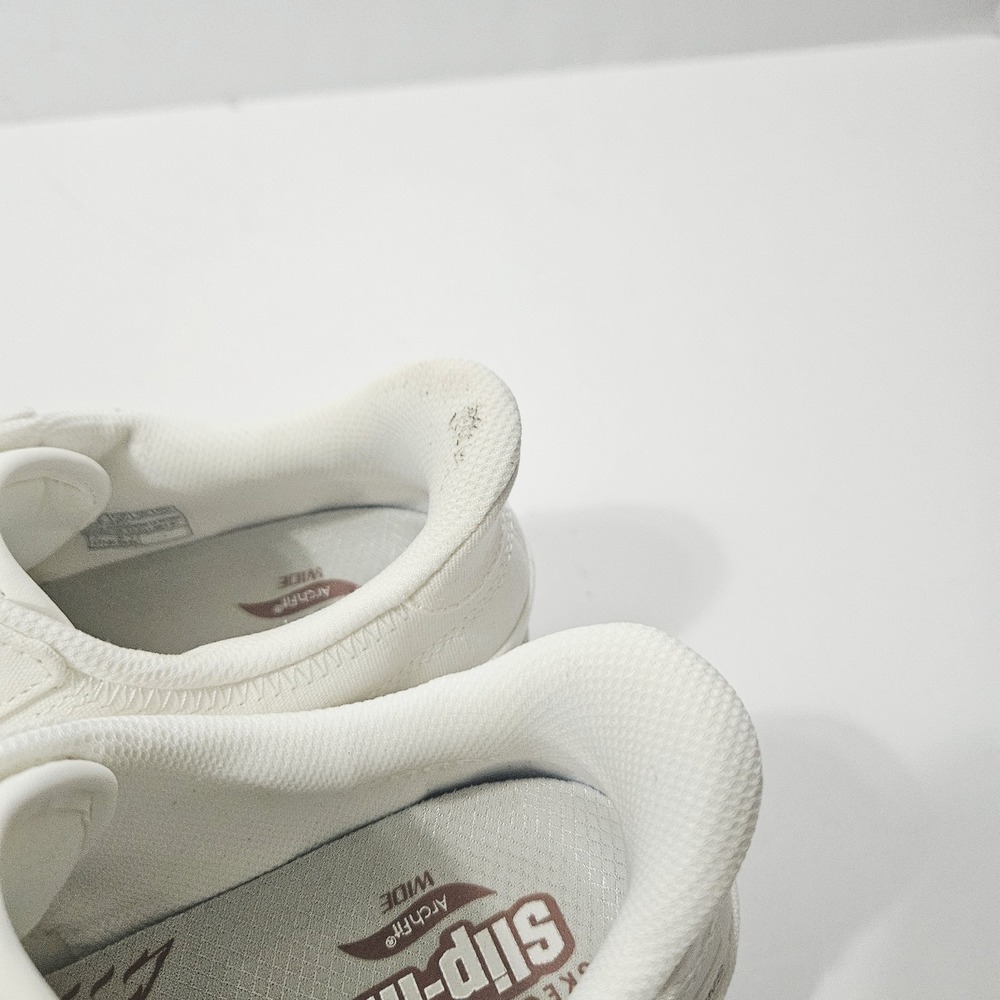 Skechers Women's Arch FIT Arcade-ON My Way Sneaker, White, 9M I77190 - Picture 3 of 9
